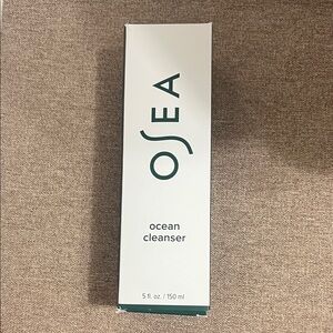 Sea Ocean Cleanser - White and Green Packaging
